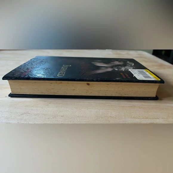 Burned: (A House of Night Novel) by P. C. Cast and Kristin Cast 2010 Hardcover - Picture 6 of 7